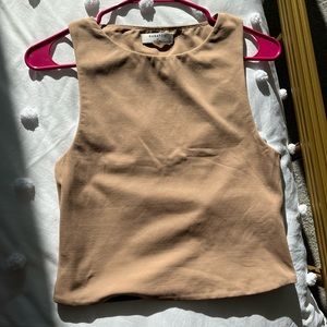 Babaton by Aritzia Sculpted Crop Top